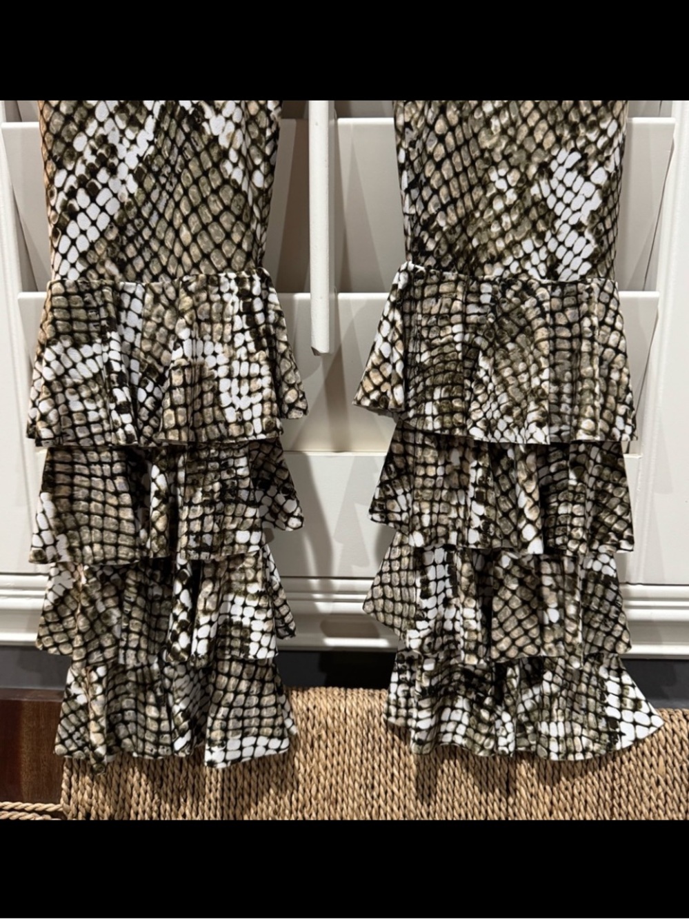 Rare Norma Kamali python print Ruffle Pants - Picture 5 of 5